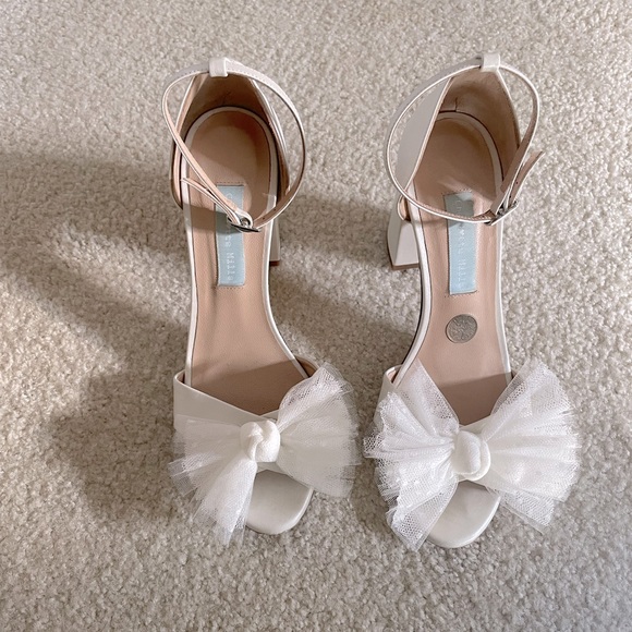 Indi Pearl bow heels 9cm Block heel - Picture 1 of 4